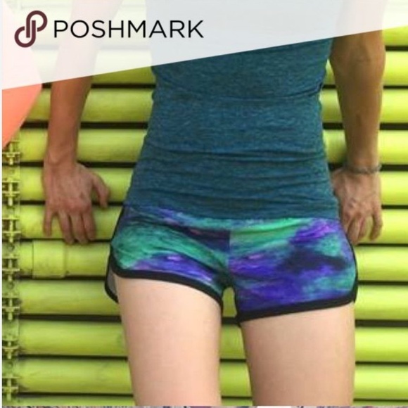 LULULEMON drop it low speed shorts. Multicolored purple & green. - Picture 1 of 11